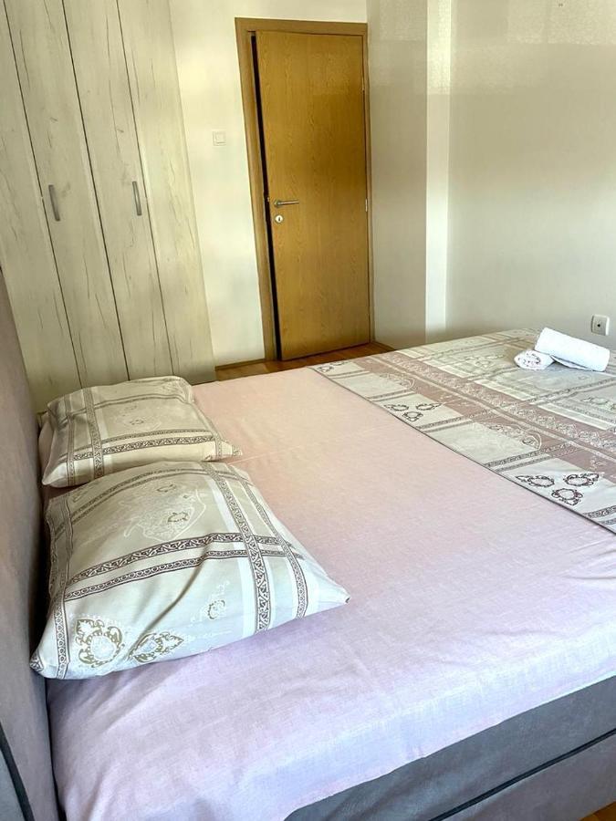 Naki Apartmani Podgorica Exteriör bild