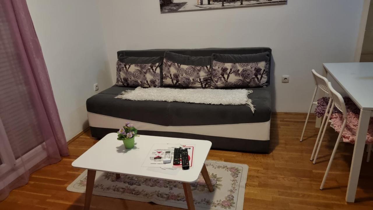 Naki Apartmani Podgorica Exteriör bild